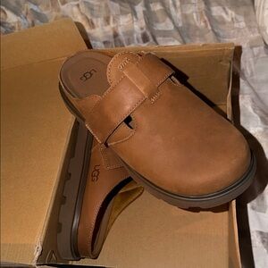 UGG Men's Tan Leather Slip-Ons